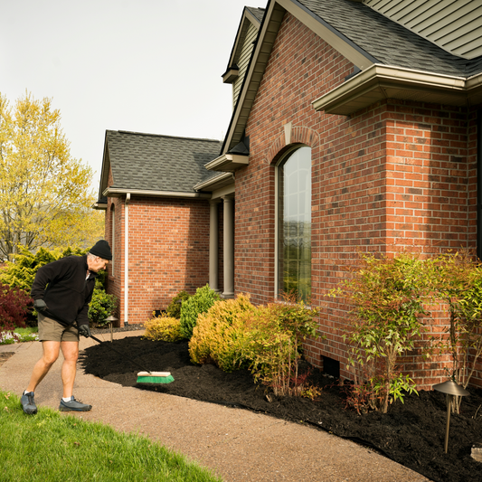 How to Choose the Right Mulch Color for Your Landscape - Raney Tree Care